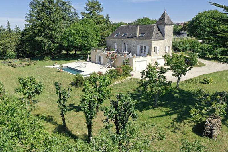 مبيت وإفطار Reilhaguet Domaine La Garenne المظهر الخارجي الصورة