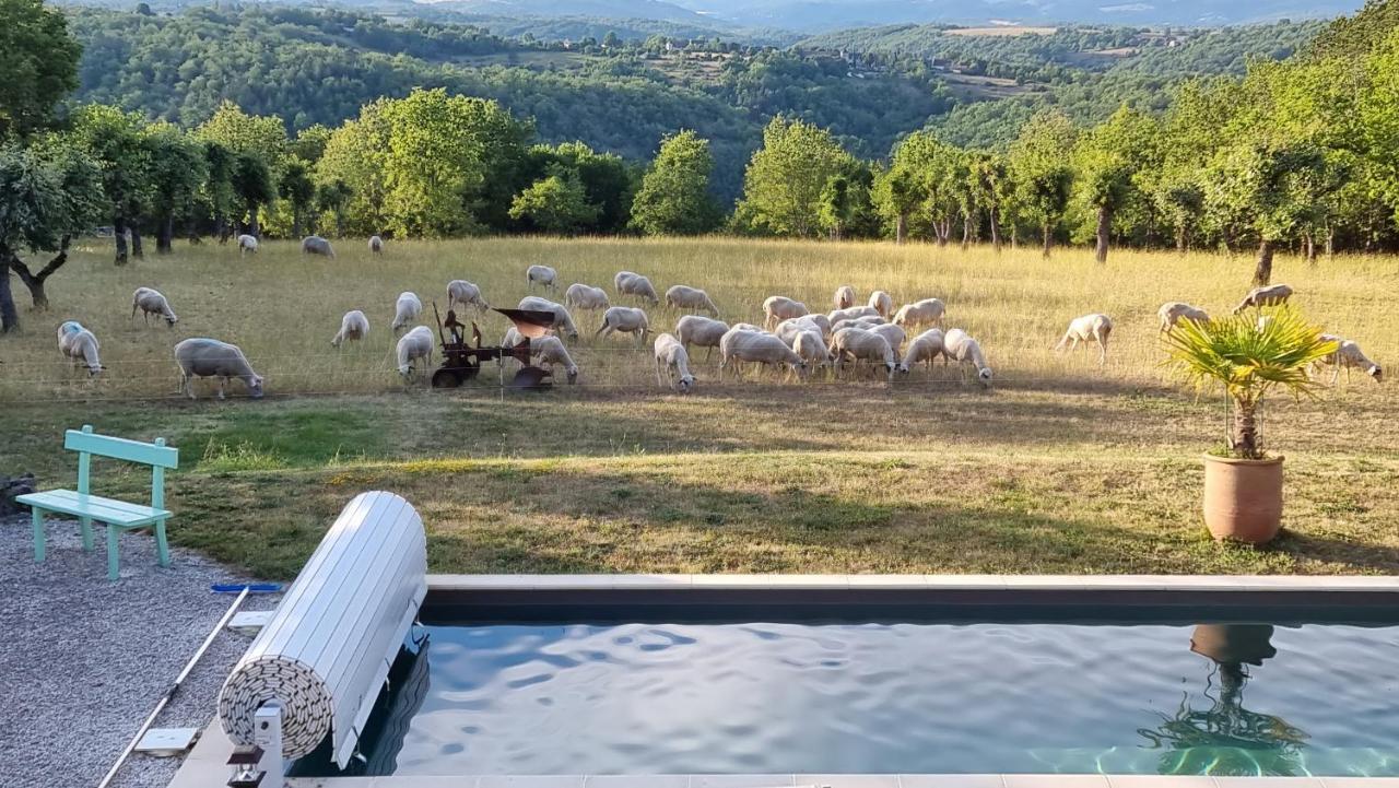 مبيت وإفطار Reilhaguet Domaine La Garenne المظهر الخارجي الصورة